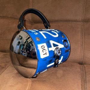 License plate purse by little earth